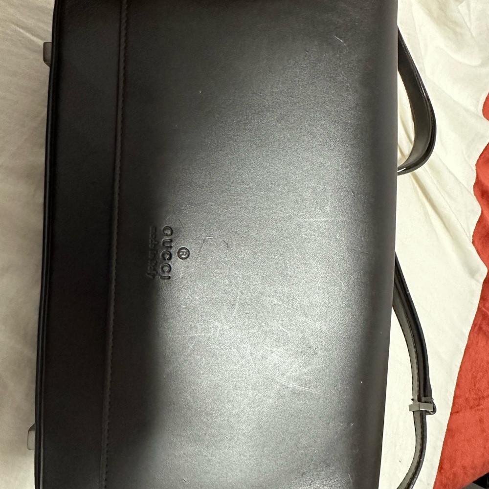 Authentic Vintage Gucci Leather Shoulder Bag
